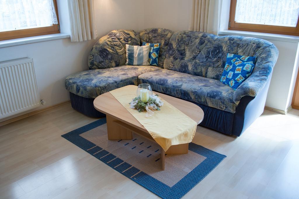 Ferienwohnung Biechl-Hauser Doris Sankt Ulrich am Pillersee Ruang foto